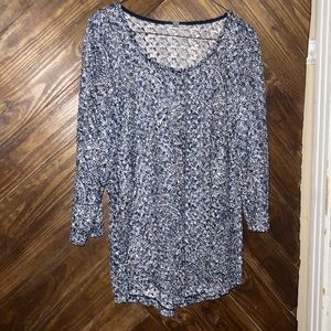 JM Collection see through top. Size: Large. Color: navy blue/white
